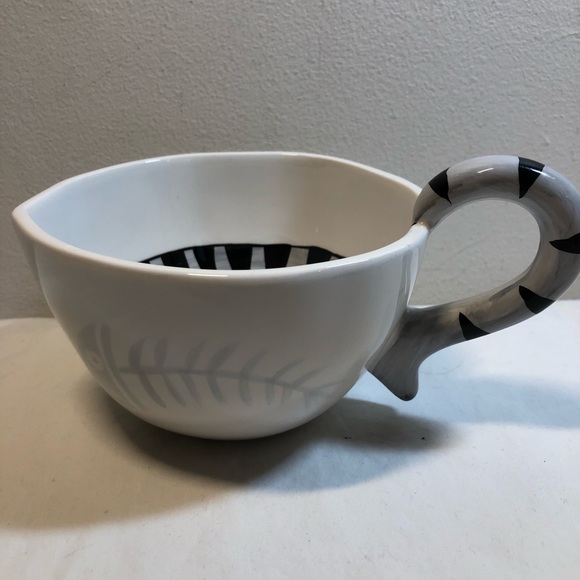 Unique Pier One Cat Mug Black White Vintage Retired Marked P1 - Picture 2 of 15